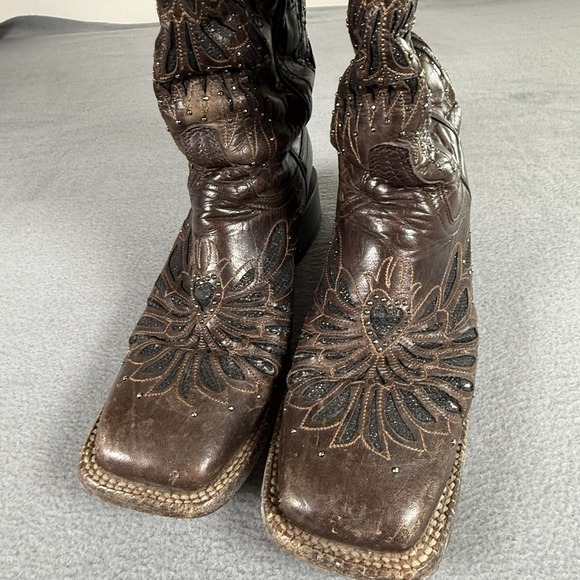 Cavender's Women's Chocolate Leather Black Crystal Inlay Square Toe 9 B Boots - Picture 2 of 7